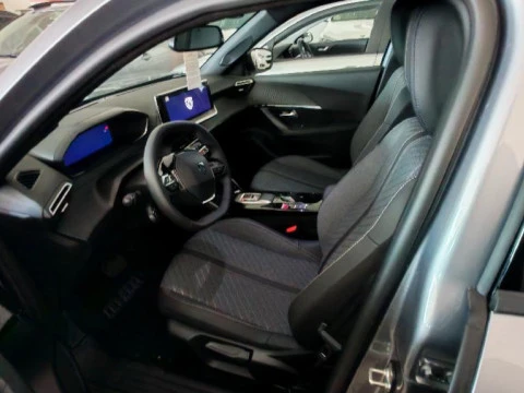 Peugeot 2008 1.2 HYBRID 145 ALLURE EDSC6 5P