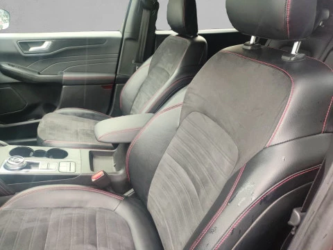 Ford Kuga ST-Line 2.5 Duratec FHEV 140kW 4x4 Auto