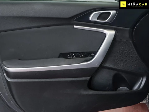 Kia Ceed 1.0 MHEV 88kW (120CV) Drive DCT