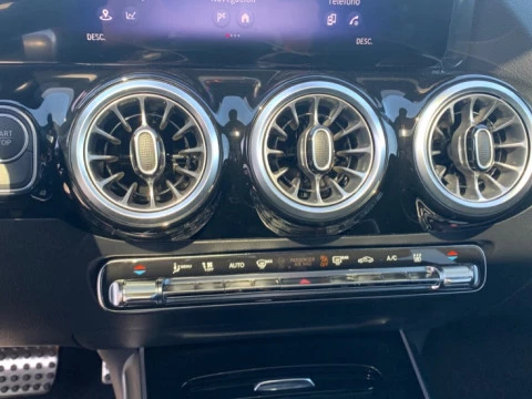 Mercedes-Benz EQA  250+ + AMG Line