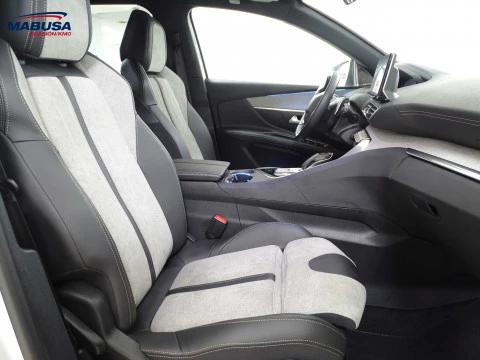 Peugeot 3008 Hybrid 225 e-EAT8 GT