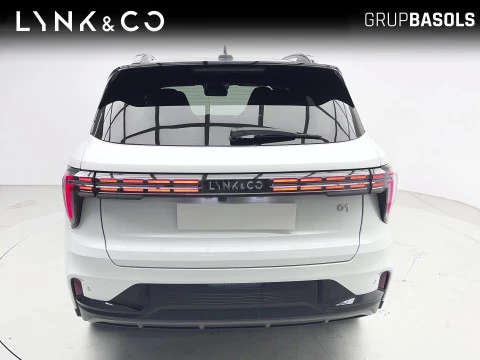 Lynk & Co 01 More PEHV