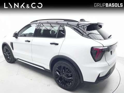 Lynk & Co 01 More PEHV