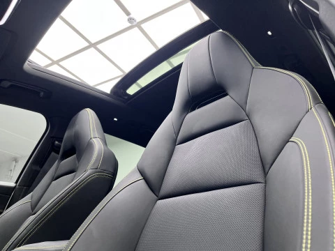 Lynk & Co 01 More PEHV