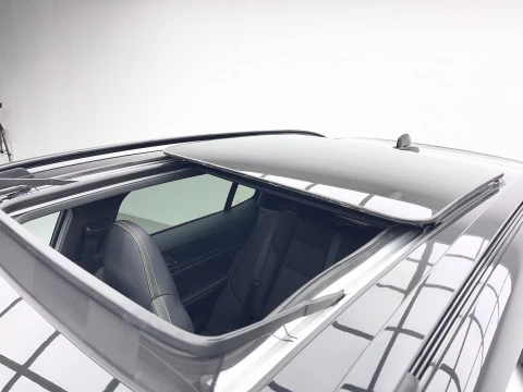 Lynk & Co 01 More PEHV