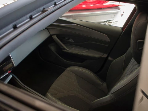 Peugeot EV4 1.6 PHEV 133KW GT E-AUTO 5P