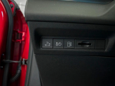 Peugeot EV4 1.6 PHEV 133KW GT E-AUTO 5P