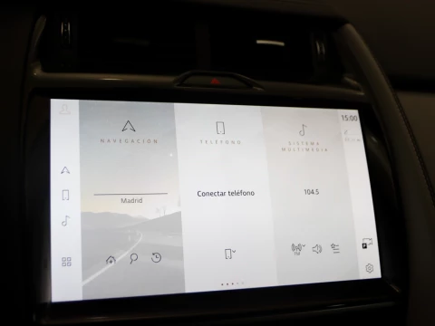 Jaguar E-PACE 2.0 D204 R-DYNAMIC AUTO 4WD 5P