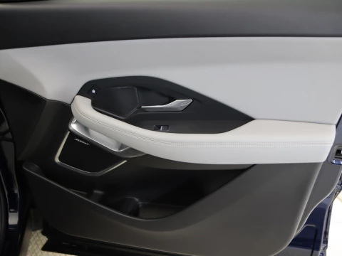 Jaguar E-PACE 2.0 D204 R-DYNAMIC AUTO 4WD 5P