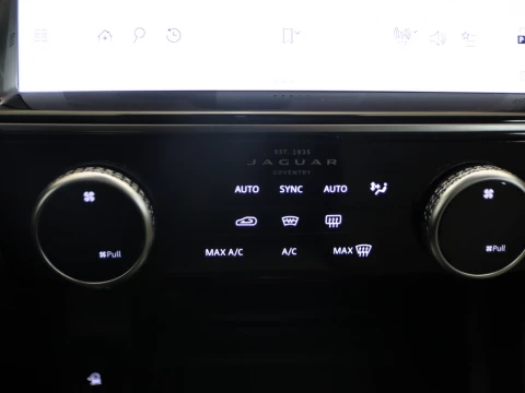 Jaguar E-PACE 2.0 D204 R-DYNAMIC AUTO 4WD 5P