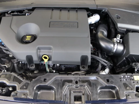 Jaguar E-PACE 2.0 D204 R-DYNAMIC AUTO 4WD 5P