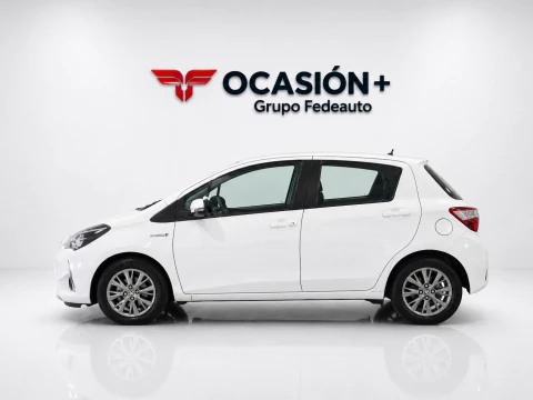 Toyota Yaris 1.5 120H Business Plus