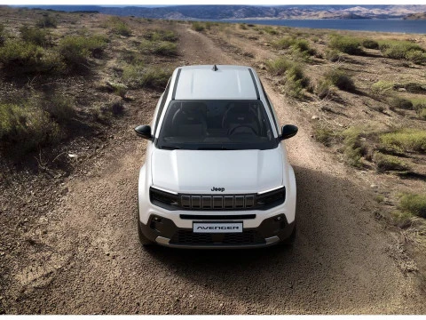Jeep Avenger 1.2 eHybrid 81kW (110CV) Black Edition