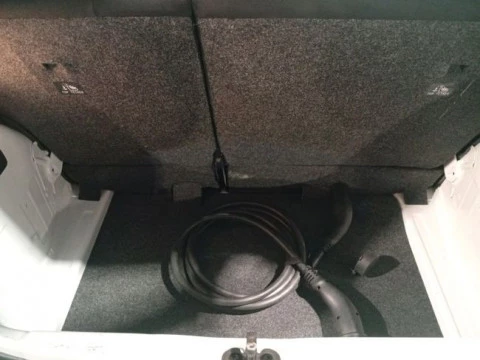 Volkswagen e-up! 61kW (83CV)