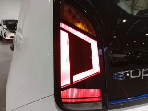 Volkswagen e-up! 61kW (83CV)