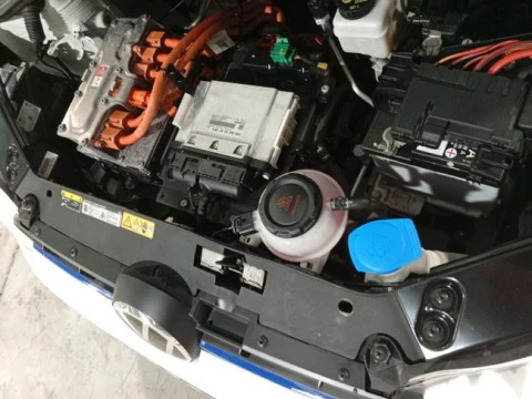 Volkswagen e-up! 61kW (83CV)