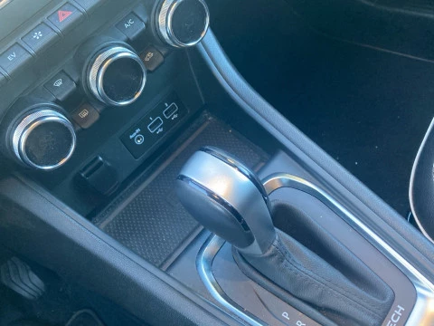 Renault Captur  E-TECH Hibrido Enchufable Fast Track 117kW