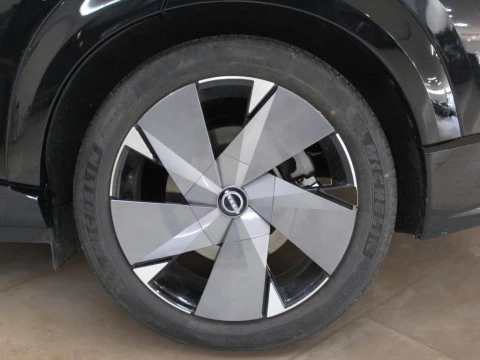 Nissan Ariya ARIYA 5p 63 kWh 4x2 Evolve