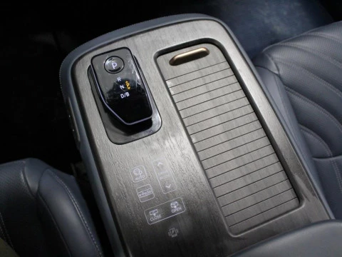 Nissan Ariya ARIYA 5p 63 kWh 4x2 Evolve