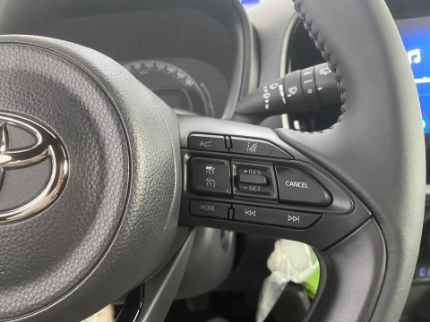 Toyota Aygo X Cross  1.0 VVTI 72CV Play