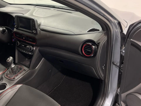 Hyundai Kona 1.0 TGDI Tecno Red 4X2