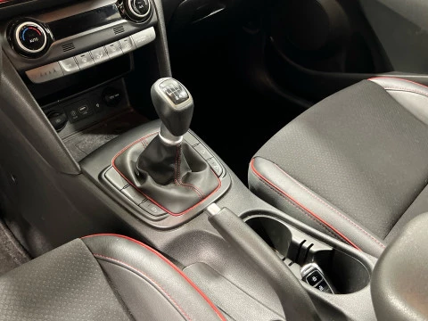 Hyundai Kona 1.0 TGDI Tecno Red 4X2