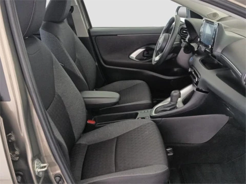 Toyota Yaris 120H 1.5 Active Tech