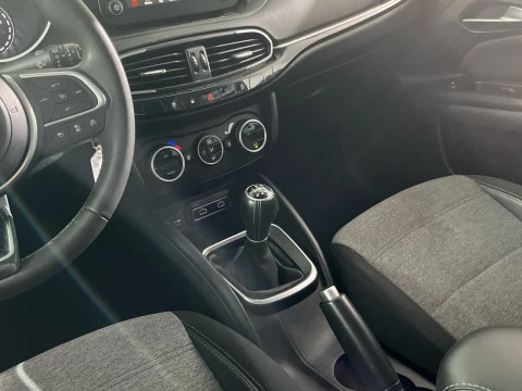 Fiat Tipo SW Cross 1.0 74kW (100CV)