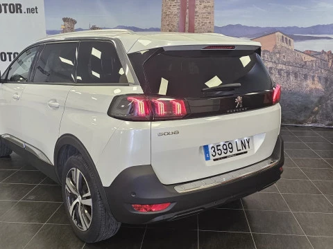 Peugeot 5008 1.2 PureTech 96KW S&S Allure EAT8