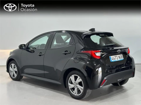 Toyota Yaris ACTIVE PLUS
