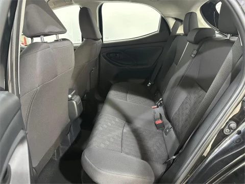 Toyota Yaris ACTIVE PLUS