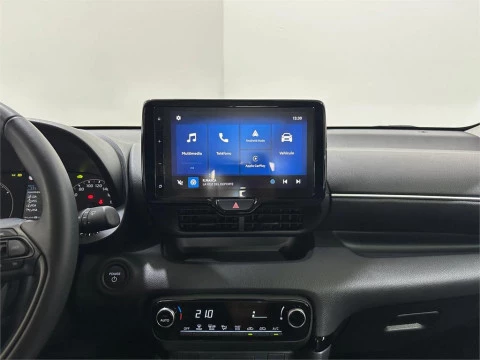 Toyota Yaris ACTIVE PLUS