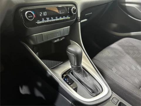 Toyota Yaris ACTIVE PLUS