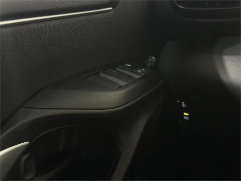 Toyota Yaris ACTIVE PLUS