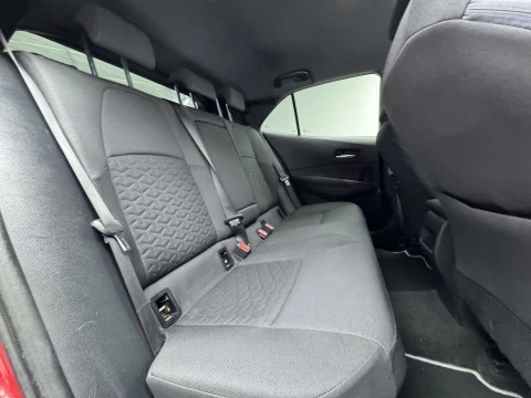 Toyota Corolla 1.8 125H ACTIVE TECH E-CVT