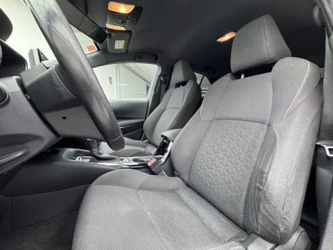 Toyota Corolla 1.8 125H ACTIVE TECH E-CVT