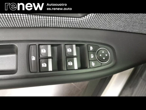 Renault 4 E-Tech Renault  electrico Renault  Iconiq autonomia confort 110kW