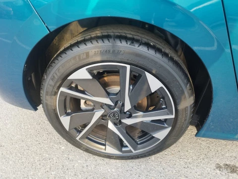 Peugeot 308 5P Allure PureTech 130 S&S MAN