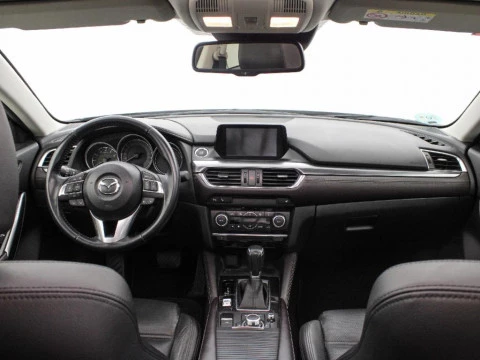 Mazda6 2.5 GE 192 LUX. + PR. (W) + TR. + SR AT 192 4P