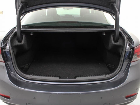 Mazda6 2.5 GE 192 LUX. + PR. (W) + TR. + SR AT 192 4P