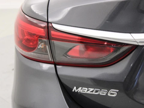 Mazda6 2.5 GE 192 LUX. + PR. (W) + TR. + SR AT 192 4P