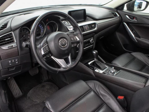 Mazda6 2.5 GE 192 LUX. + PR. (W) + TR. + SR AT 192 4P