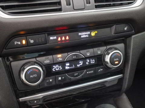 Mazda6 2.5 GE 192 LUX. + PR. (W) + TR. + SR AT 192 4P