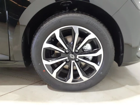 Renault Clio  E-TECH Full Hybrid Techno 105kW