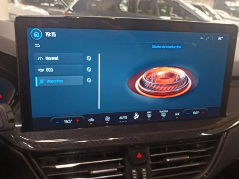 Ford Focus 1.0 Ecoboost MHEV 92kW ST-Line X