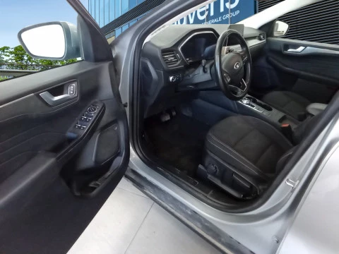 Ford Kuga Titanium 2.5 Duratec FHEV 140kW Auto