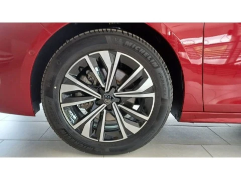 Peugeot 508 5P Allure BlueHDi 130 S&S EAT8
