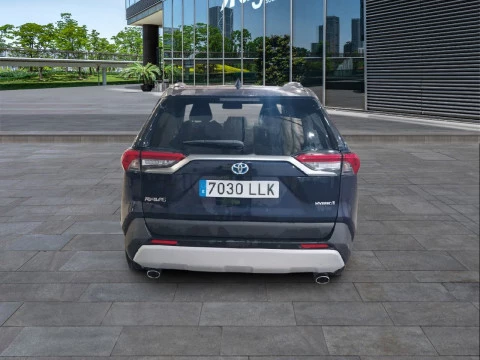 Toyota Rav4 2.5l 220H Advance