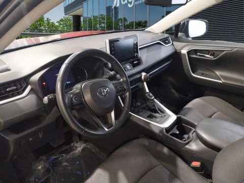 Toyota Rav4 2.5l 220H Advance