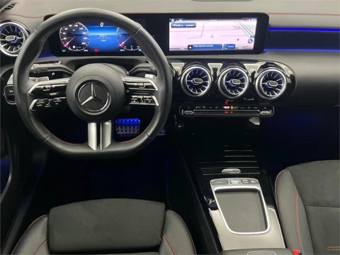 Mercedes-Benz CLA 220 d Coupé